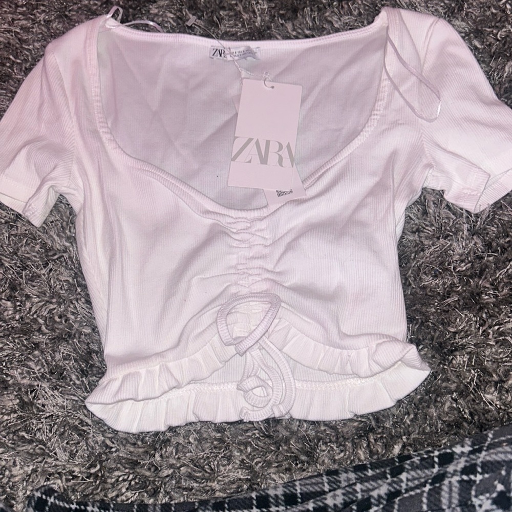 White crop top